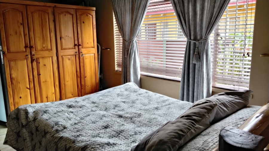 5 Bedroom Property for Sale in Randpoort Gauteng