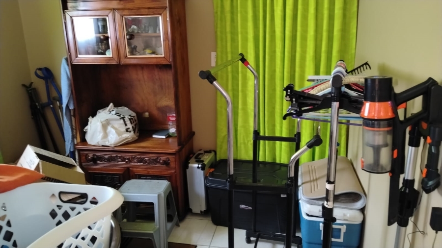 5 Bedroom Property for Sale in Randpoort Gauteng