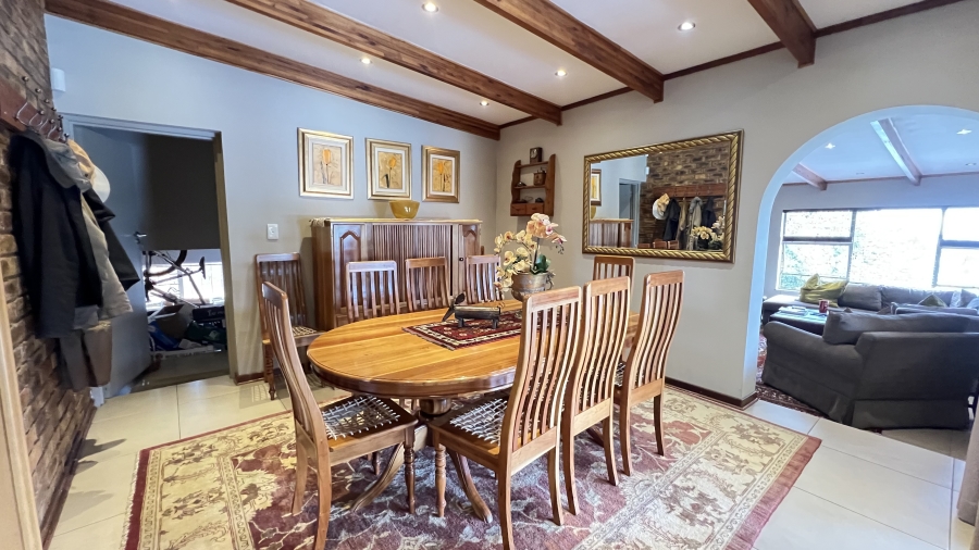 4 Bedroom Property for Sale in Helderkruin Gauteng