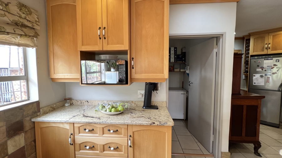 4 Bedroom Property for Sale in Helderkruin Gauteng