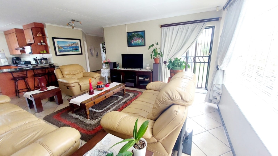 3 Bedroom Property for Sale in Eike Park Gauteng