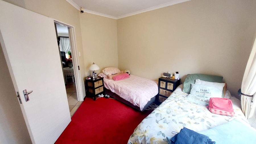 3 Bedroom Property for Sale in Eike Park Gauteng