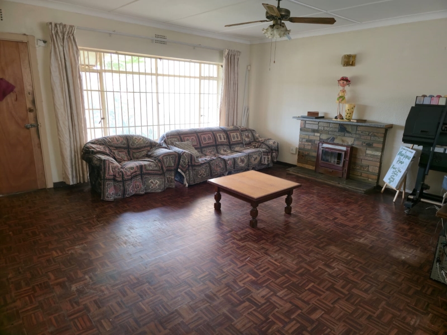 3 Bedroom Property for Sale in Wentworth Park Gauteng