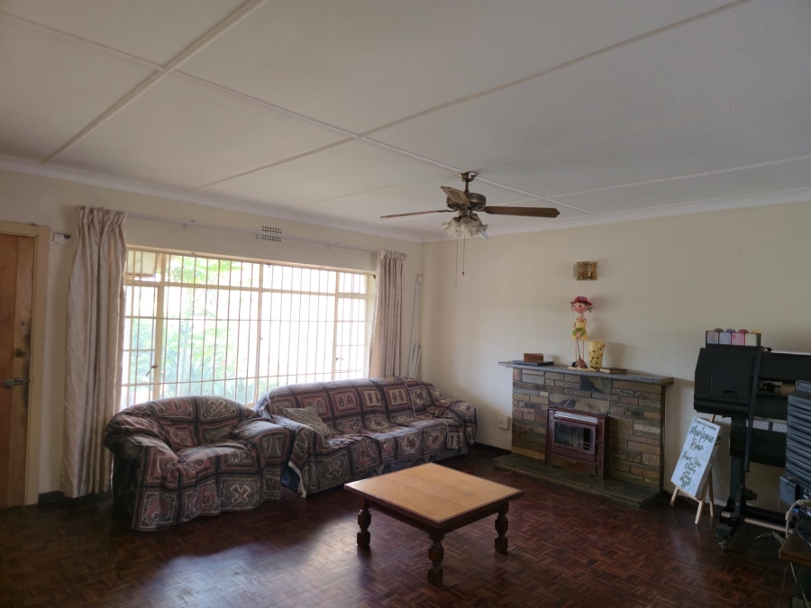 3 Bedroom Property for Sale in Wentworth Park Gauteng