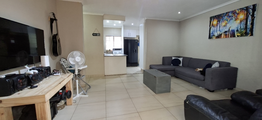 2 Bedroom Property for Sale in Krugersdorp North Gauteng