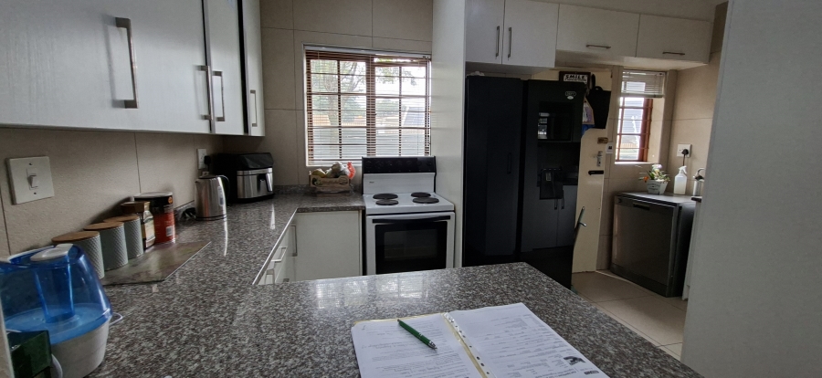 2 Bedroom Property for Sale in Krugersdorp North Gauteng