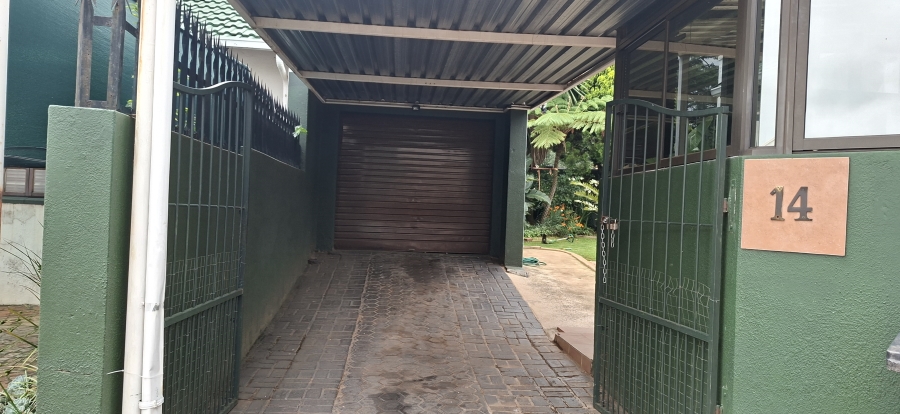 2 Bedroom Property for Sale in Krugersdorp North Gauteng