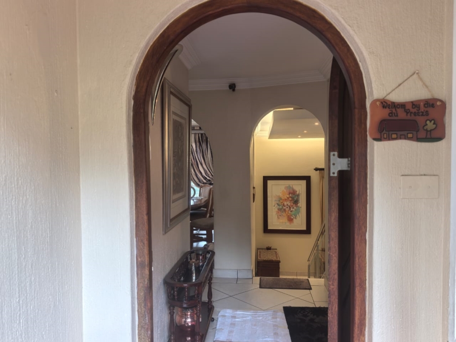 4 Bedroom Property for Sale in Kloofendal Gauteng