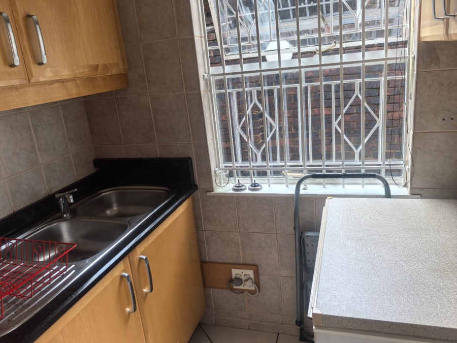 4 Bedroom Property for Sale in Kloofendal Gauteng