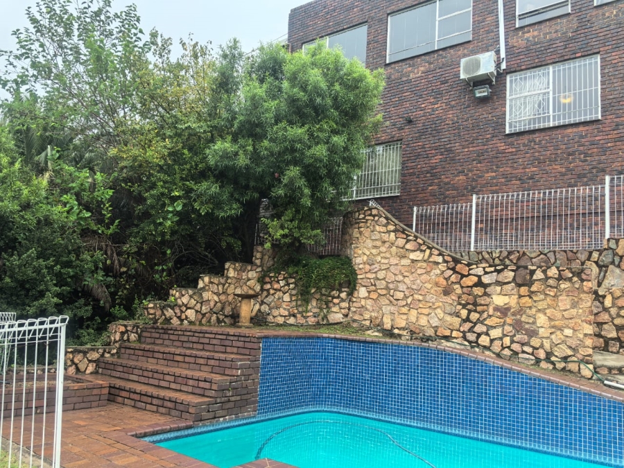 4 Bedroom Property for Sale in Kloofendal Gauteng