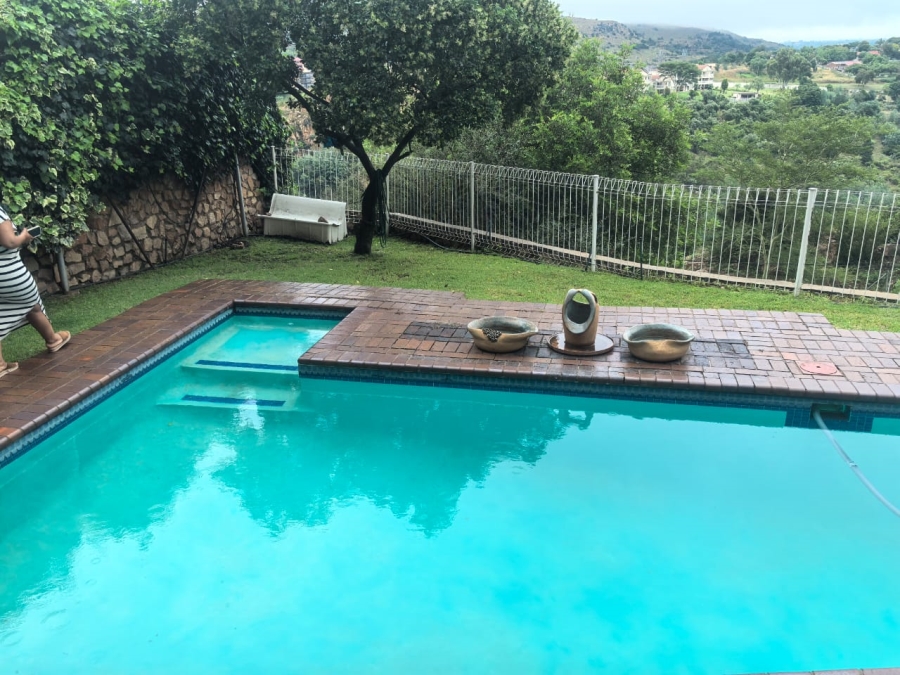 4 Bedroom Property for Sale in Kloofendal Gauteng