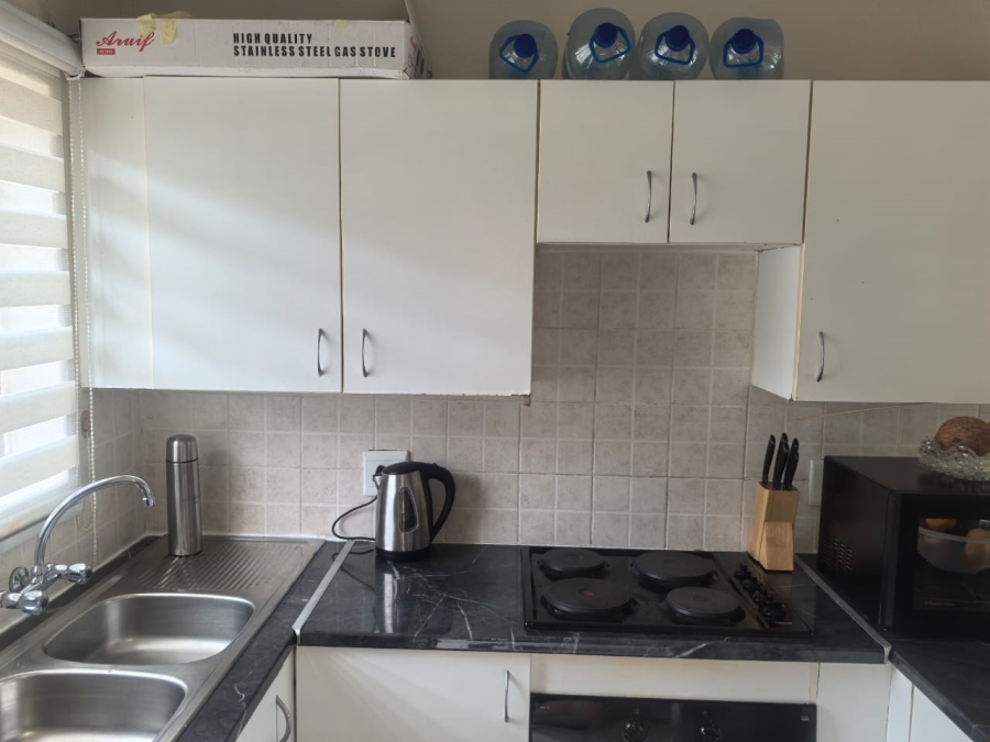 2 Bedroom Property for Sale in Wilgeheuwel Gauteng