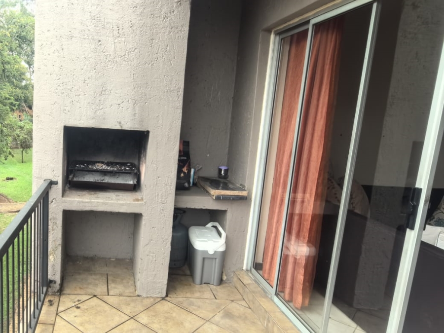 2 Bedroom Property for Sale in Wilgeheuwel Gauteng