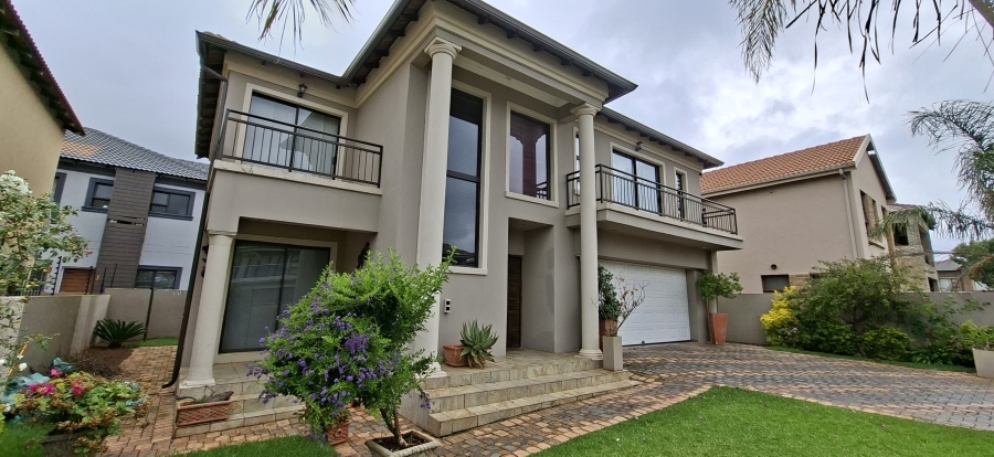3 Bedroom Property for Sale in Wildtuinpark Gauteng
