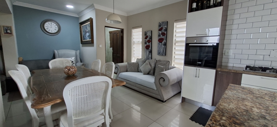 3 Bedroom Property for Sale in Wildtuinpark Gauteng