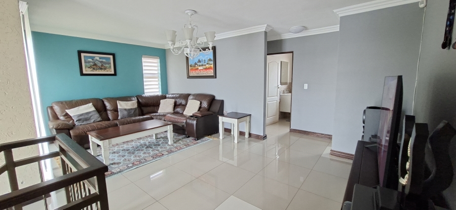 3 Bedroom Property for Sale in Wildtuinpark Gauteng