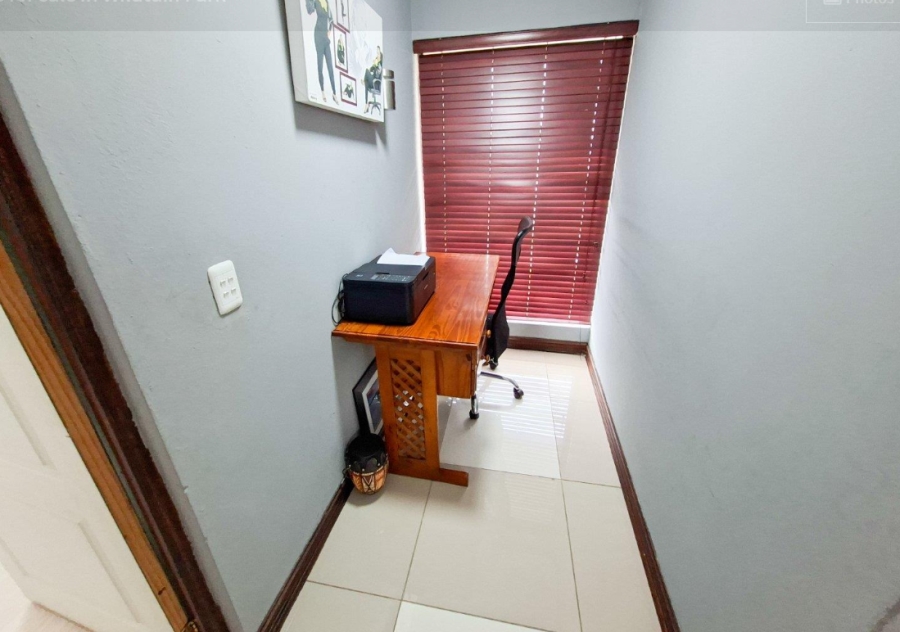 3 Bedroom Property for Sale in Wildtuinpark Gauteng