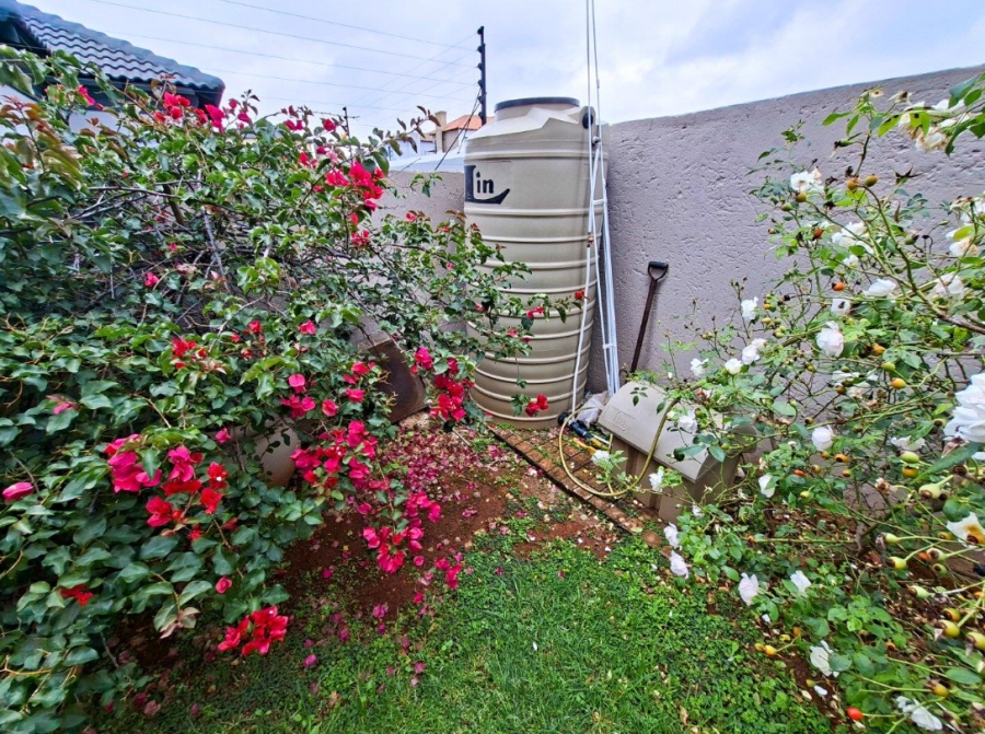 3 Bedroom Property for Sale in Wildtuinpark Gauteng