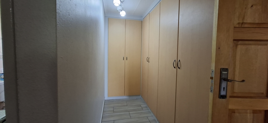 3 Bedroom Property for Sale in Rangeview Gauteng