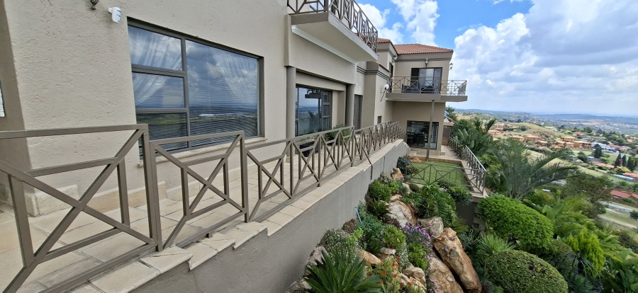 5 Bedroom Property for Sale in Noordheuwel Gauteng
