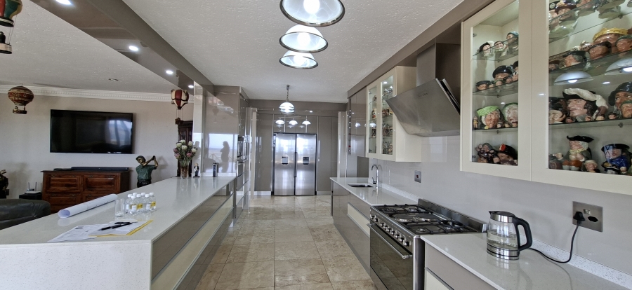 5 Bedroom Property for Sale in Noordheuwel Gauteng