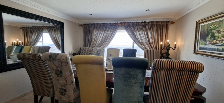 5 Bedroom Property for Sale in Noordheuwel Gauteng