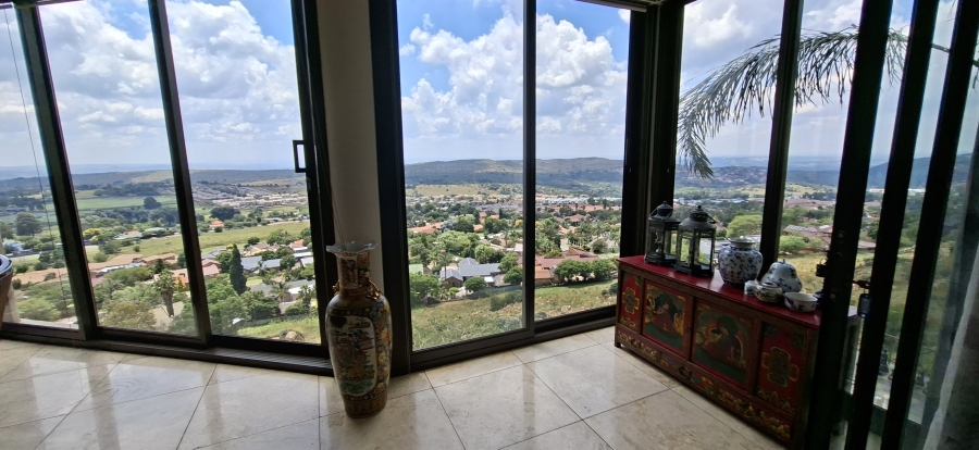 5 Bedroom Property for Sale in Noordheuwel Gauteng