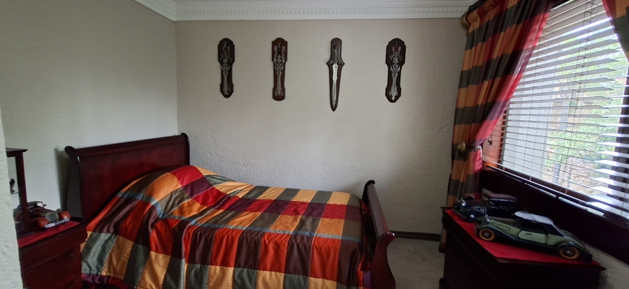 5 Bedroom Property for Sale in Noordheuwel Gauteng