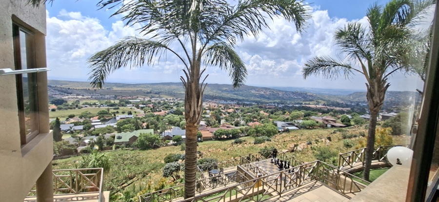 5 Bedroom Property for Sale in Noordheuwel Gauteng