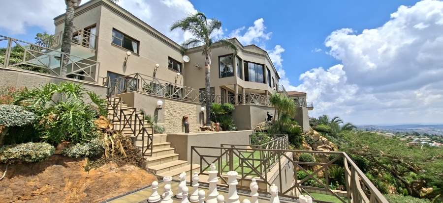 5 Bedroom Property for Sale in Noordheuwel Gauteng