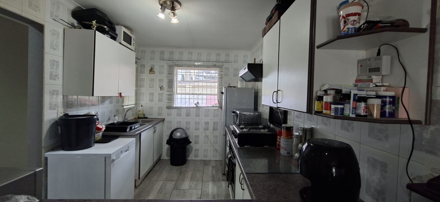 2 Bedroom Property for Sale in Rangeview Gauteng