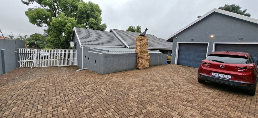 3 Bedroom Property for Sale in Rant En Dal Gauteng
