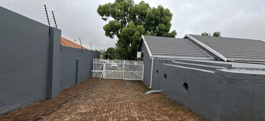 3 Bedroom Property for Sale in Rant En Dal Gauteng