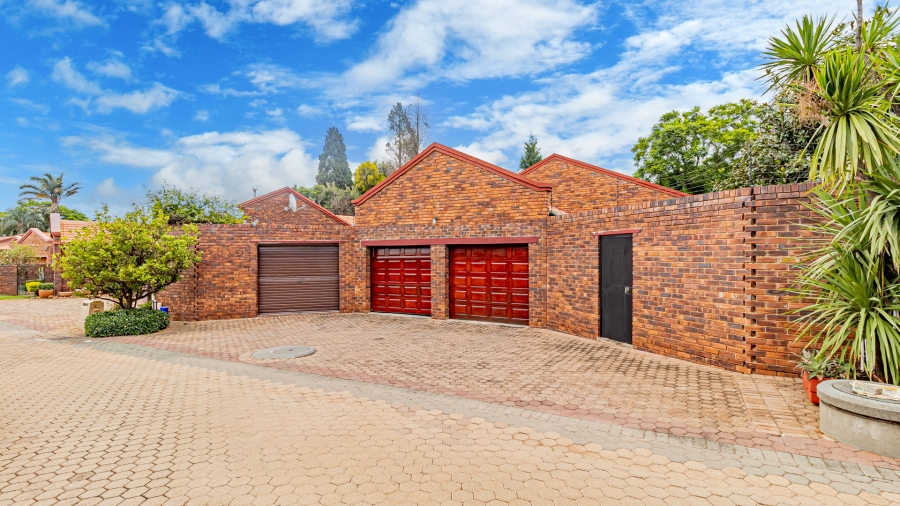 3 Bedroom Property for Sale in Florida Hills Gauteng