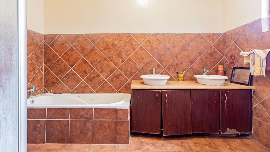 3 Bedroom Property for Sale in Florida Hills Gauteng