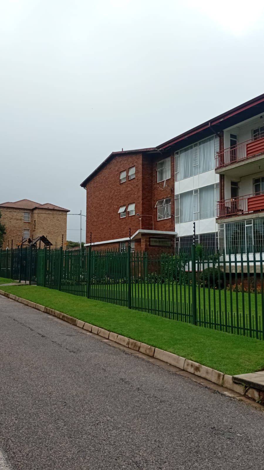2 Bedroom Property for Sale in Florida Gauteng