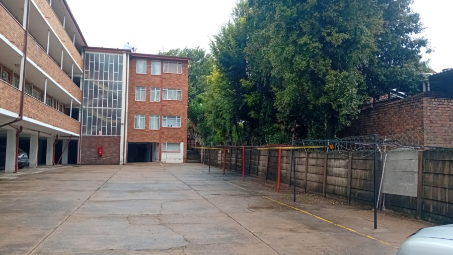 2 Bedroom Property for Sale in Florida Gauteng