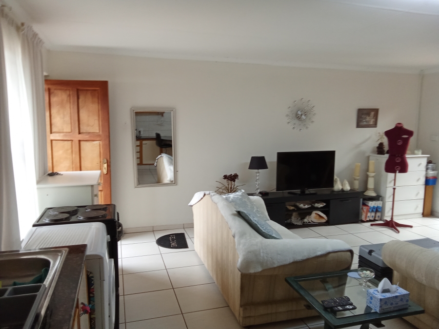 4 Bedroom Property for Sale in Helderkruin Gauteng