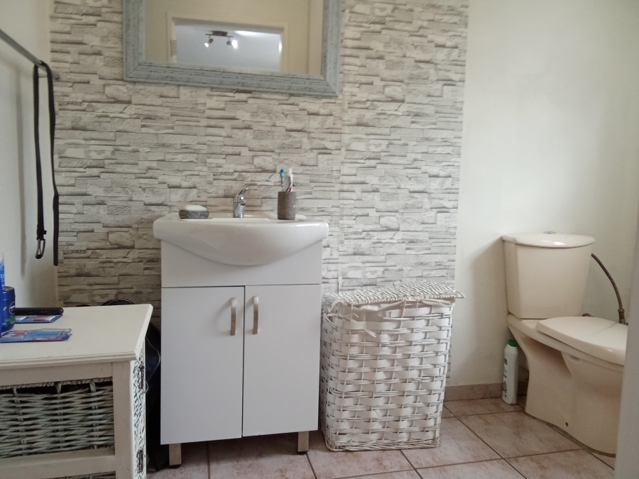 4 Bedroom Property for Sale in Helderkruin Gauteng