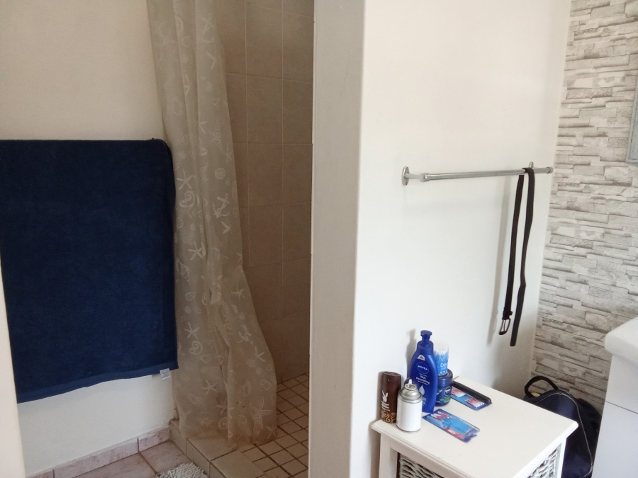 4 Bedroom Property for Sale in Helderkruin Gauteng