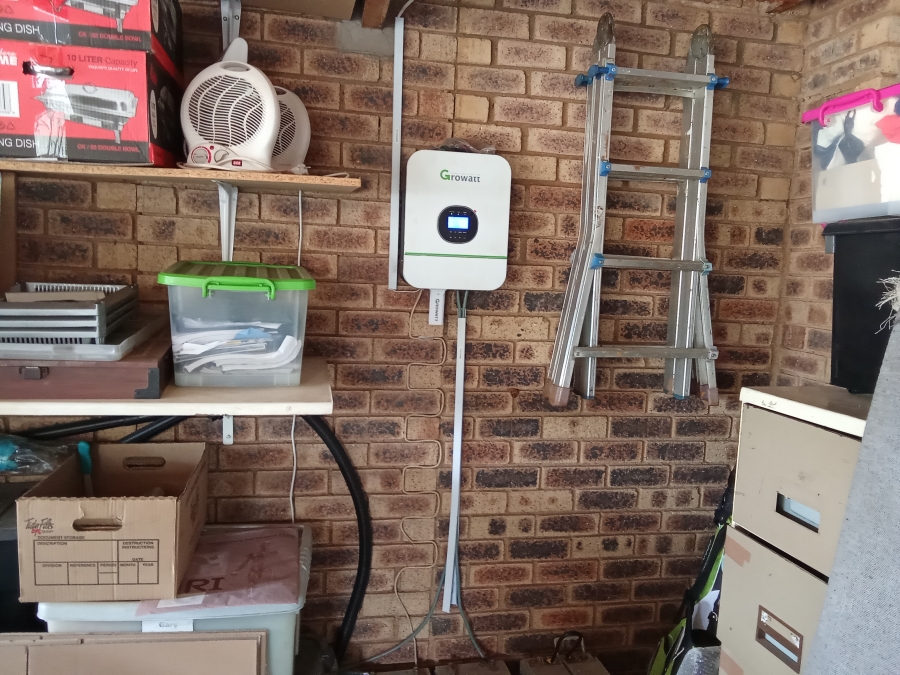 4 Bedroom Property for Sale in Helderkruin Gauteng