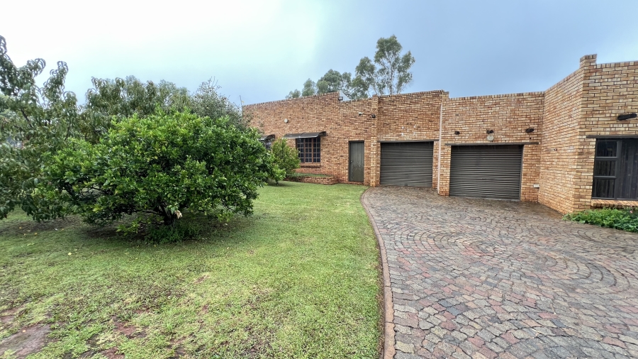 3 Bedroom Property for Sale in Greenhills Gauteng
