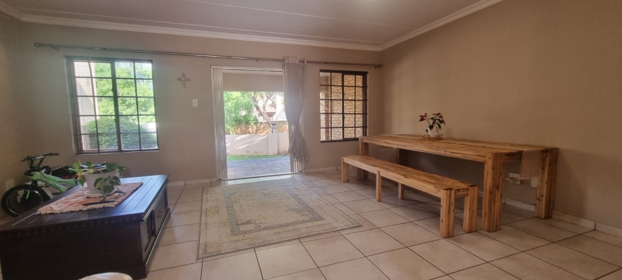 2 Bedroom Property for Sale in Willowbrook Gauteng