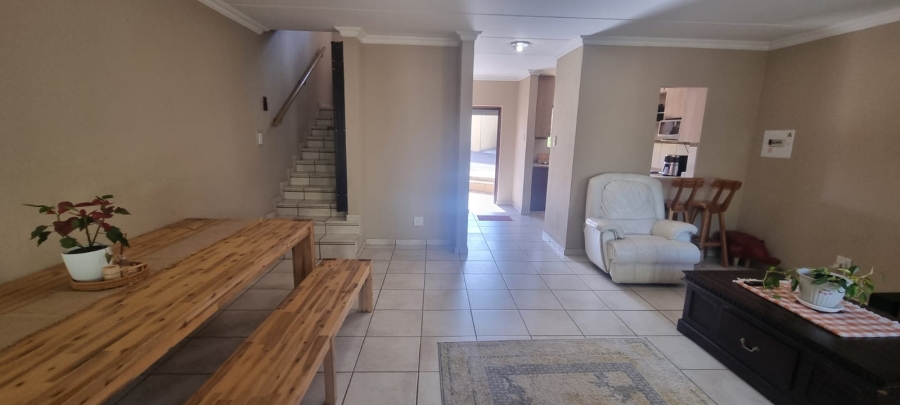 2 Bedroom Property for Sale in Willowbrook Gauteng