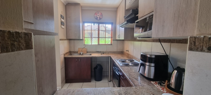 2 Bedroom Property for Sale in Willowbrook Gauteng