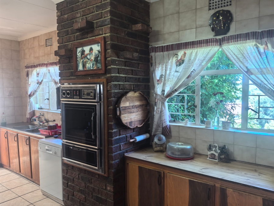 5 Bedroom Property for Sale in Helderkruin Gauteng