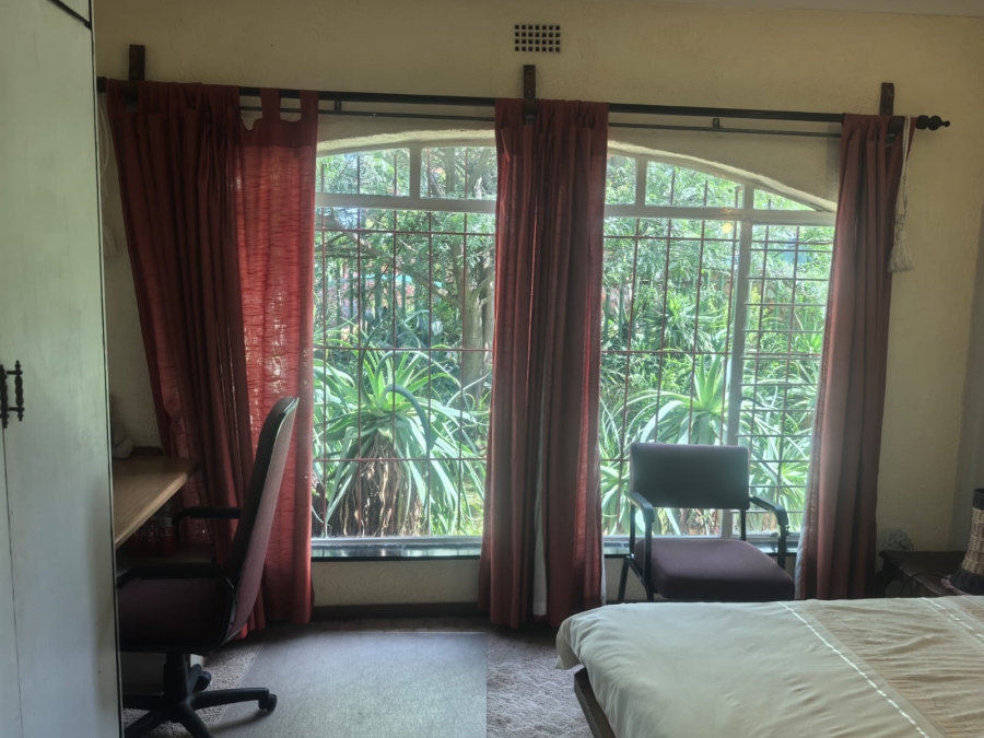 5 Bedroom Property for Sale in Helderkruin Gauteng