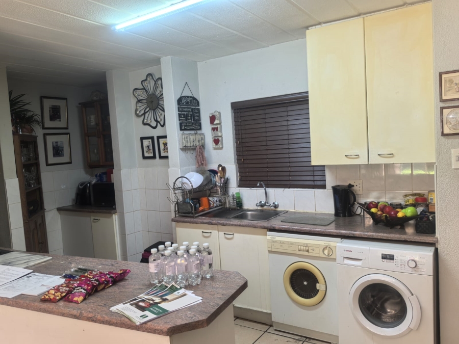 3 Bedroom Property for Sale in Roodekrans Gauteng