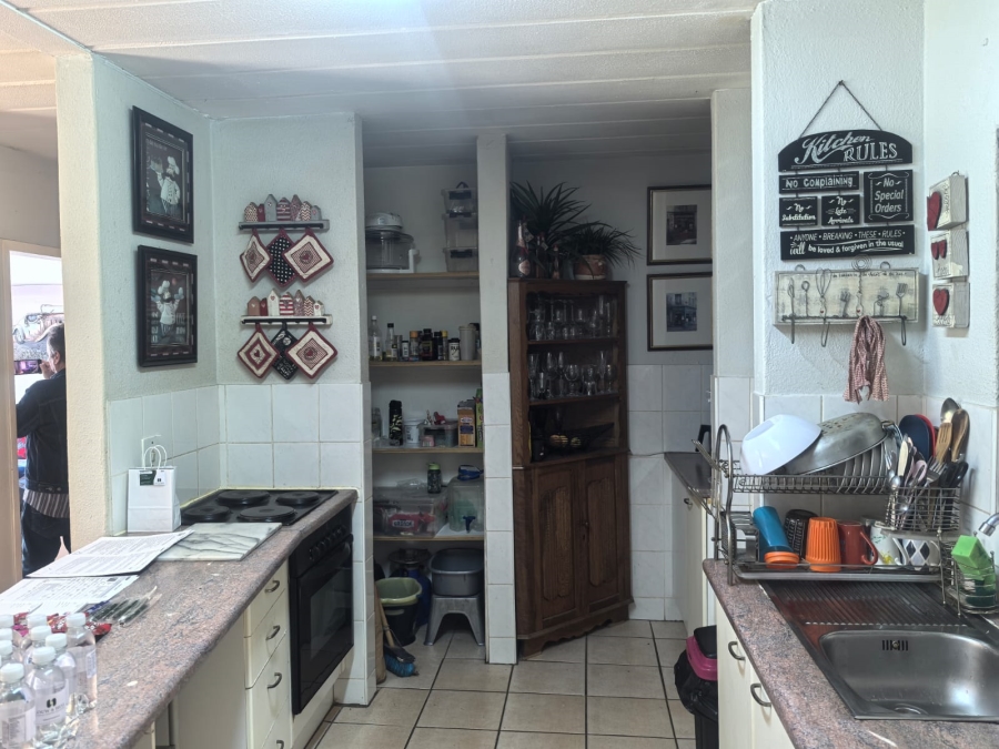 3 Bedroom Property for Sale in Roodekrans Gauteng