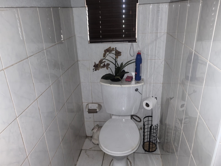 3 Bedroom Property for Sale in Roodekrans Gauteng